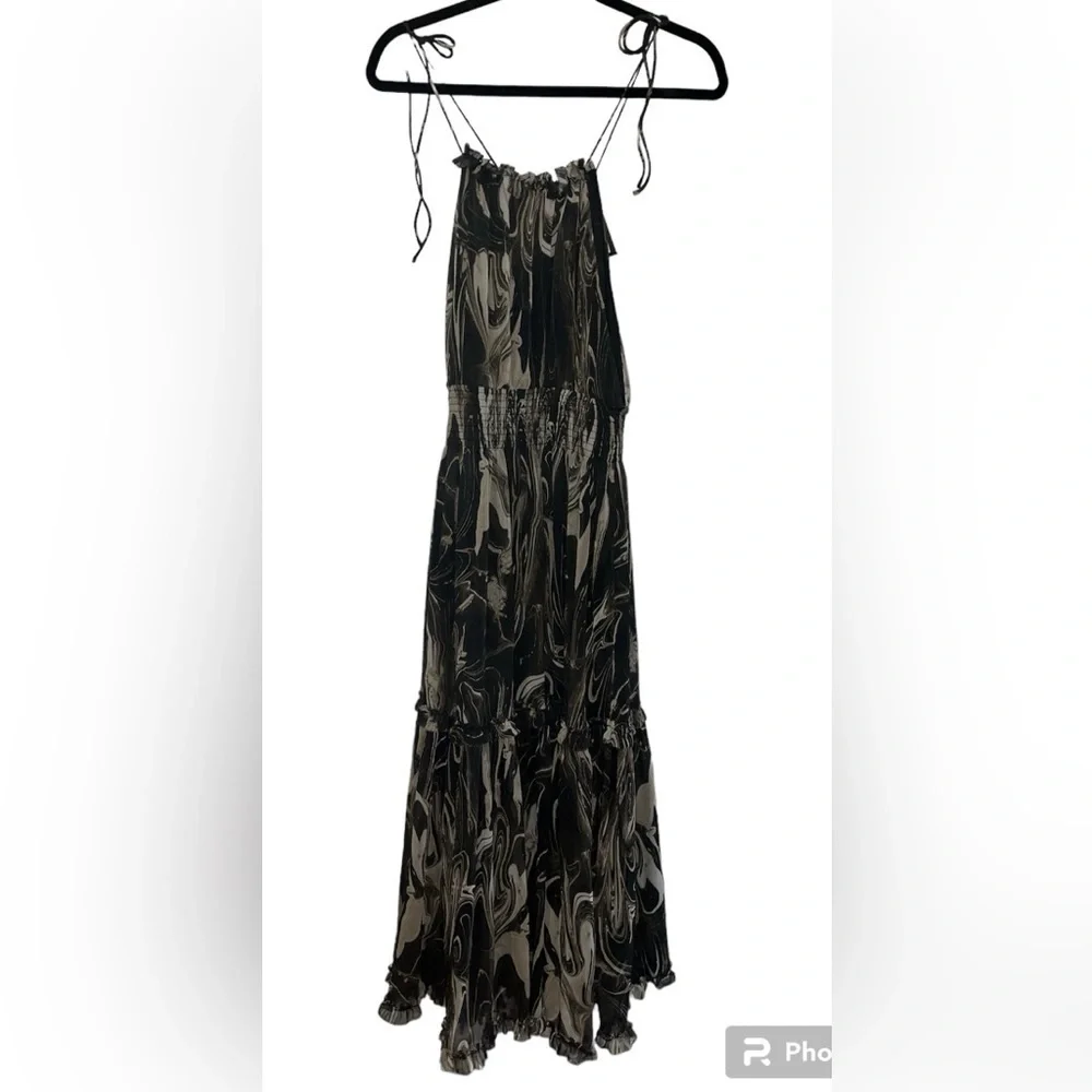 Banana Republic flowy, marble print Maxi Dress - Picture 4 of 9